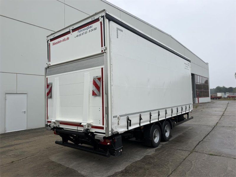 Möslein TPS 105 D-L Planen Ladebordwand + Durchla