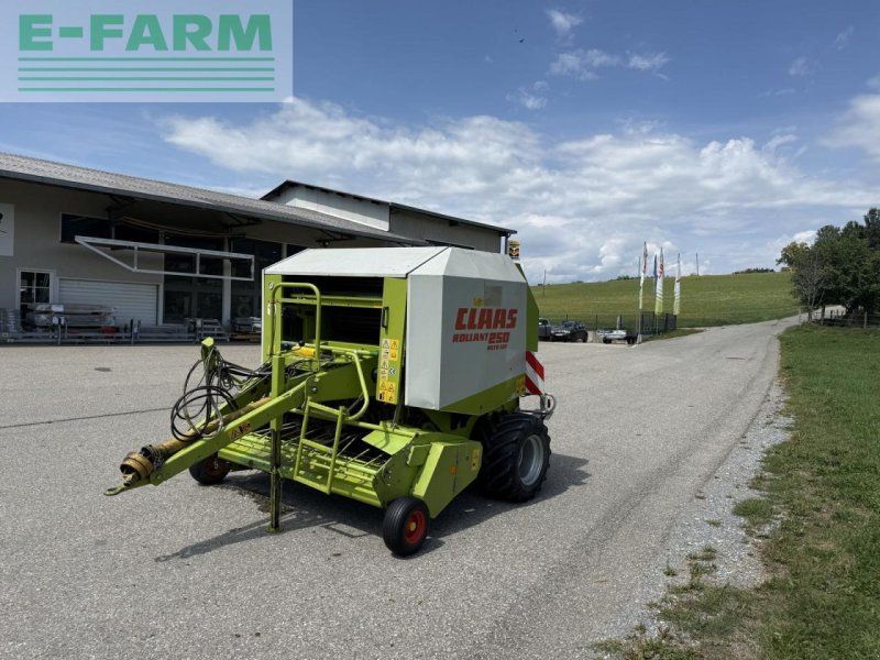 Claas rollant 250 rc