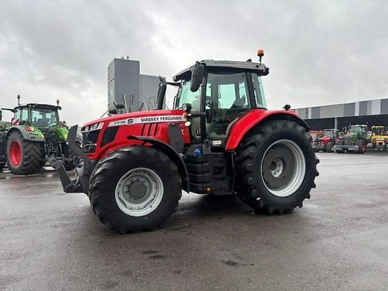 Massey Ferguson 7719 S