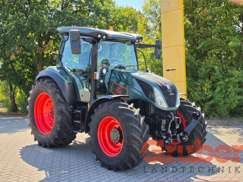 New Holland T5.120 Dynamic Command mit Fiat Design