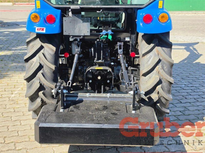 New Holland Boomer 50 CAB