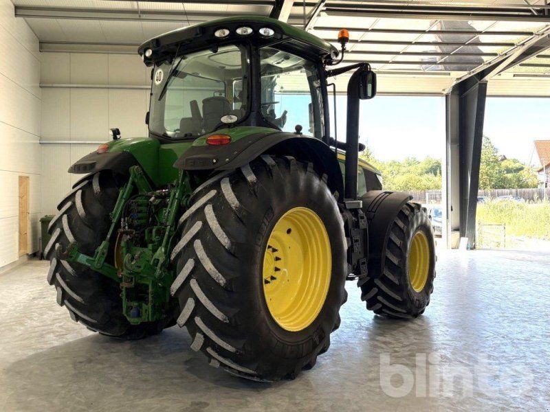 John Deere 7260R