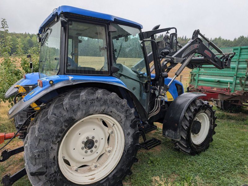 New Holland T5060