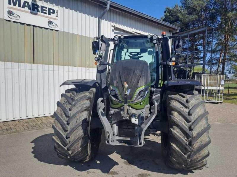 Valtra T255