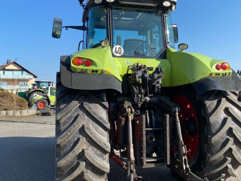 Claas Axion 810