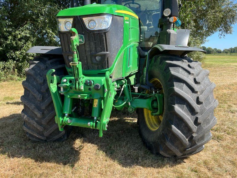 John Deere 6250R