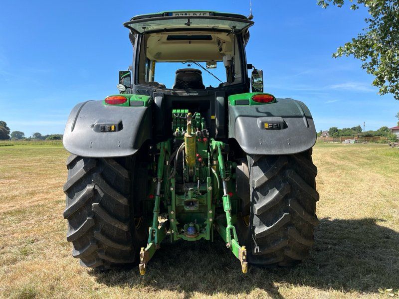 John Deere 6250R