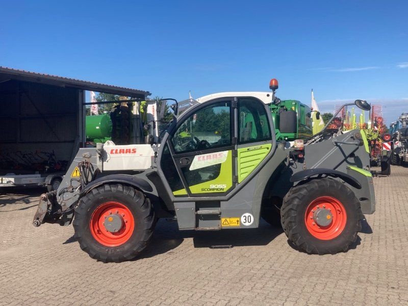Claas Scorpion 9055 Varipower Plus