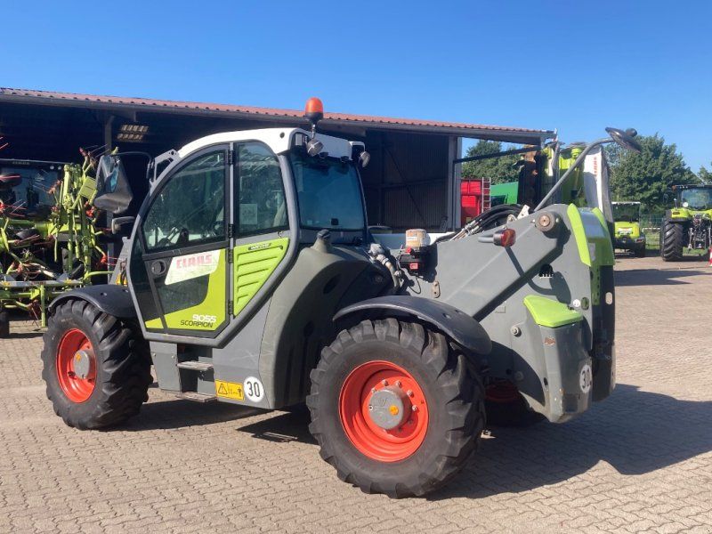 Claas Scorpion 9055 Varipower Plus