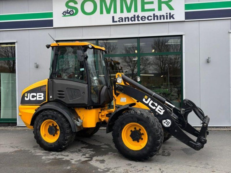 JCB 409