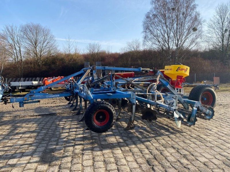 Lemken Kristall 9/600 mit APV- Streuer