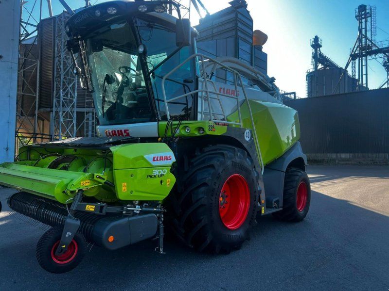 Claas Jaguar 870