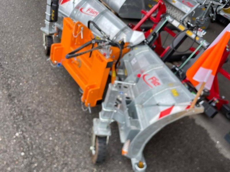 Fliegl Schneeschild 3,0m