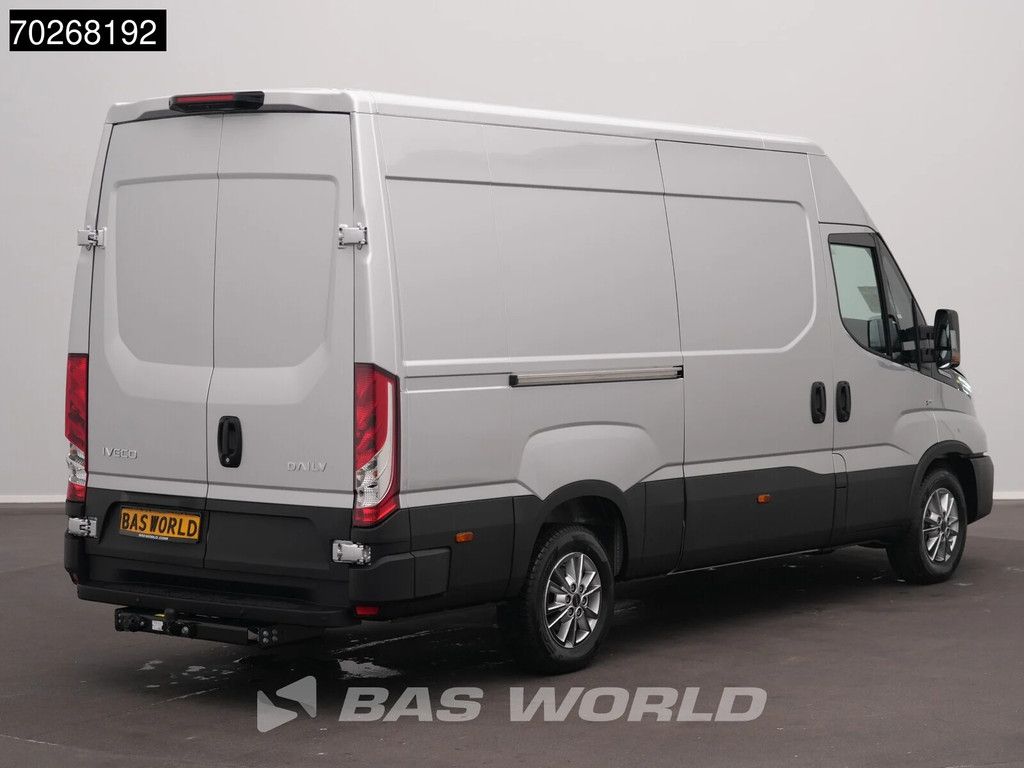 Iveco Daily 35S21 BPM VRIJ! 3.0L Automaat 210PK 3,5t Trekhaak ACC LED Camera Parkeersensoren Tacho Euro6 L2 12m3 Klima AHK