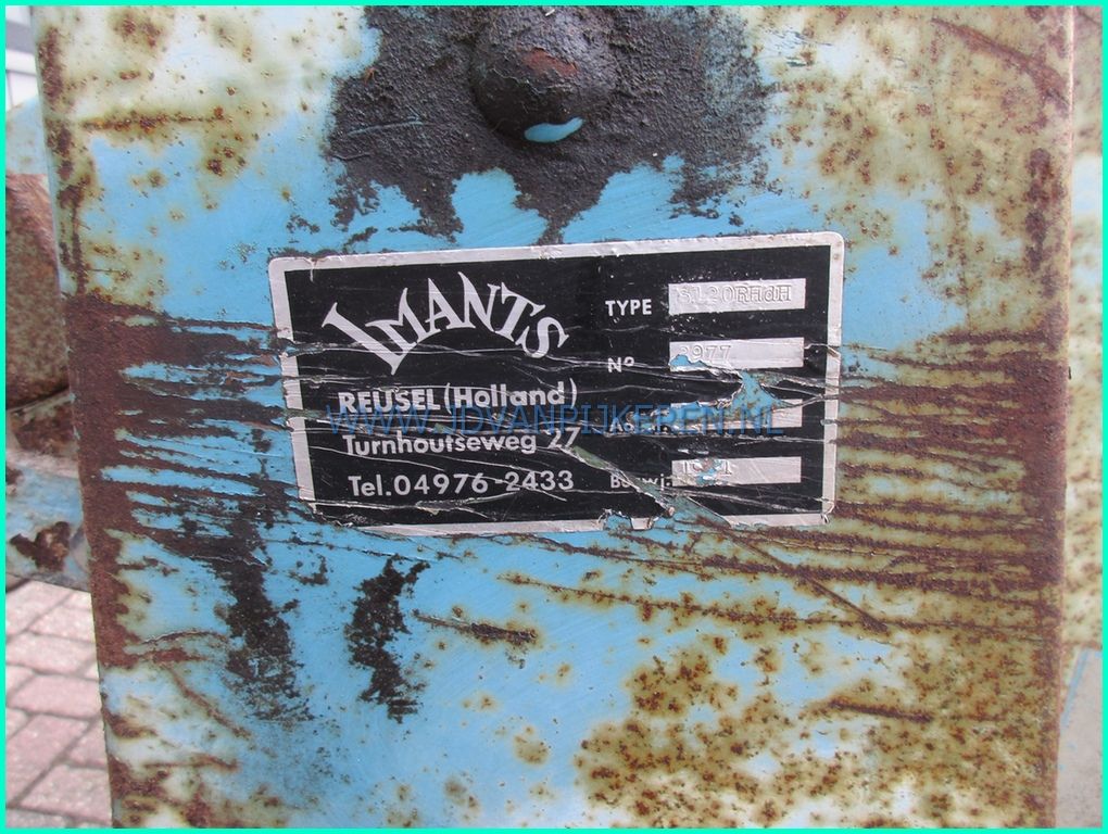 Imants ploeg/spidfrees/spidfreesmachine + kunstmeststrooier