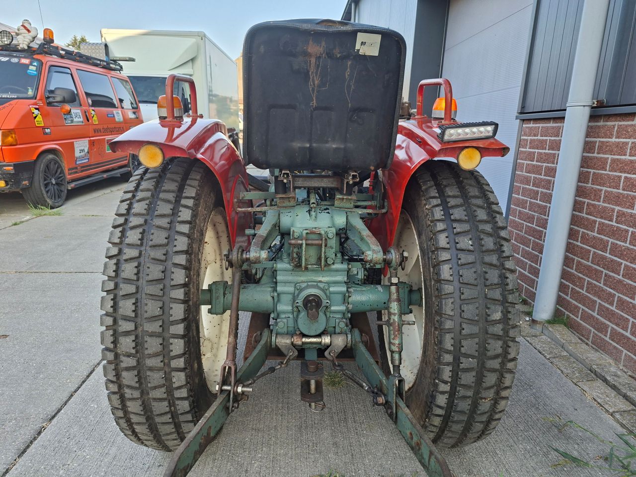 Yanmar YM1500D met voorlader