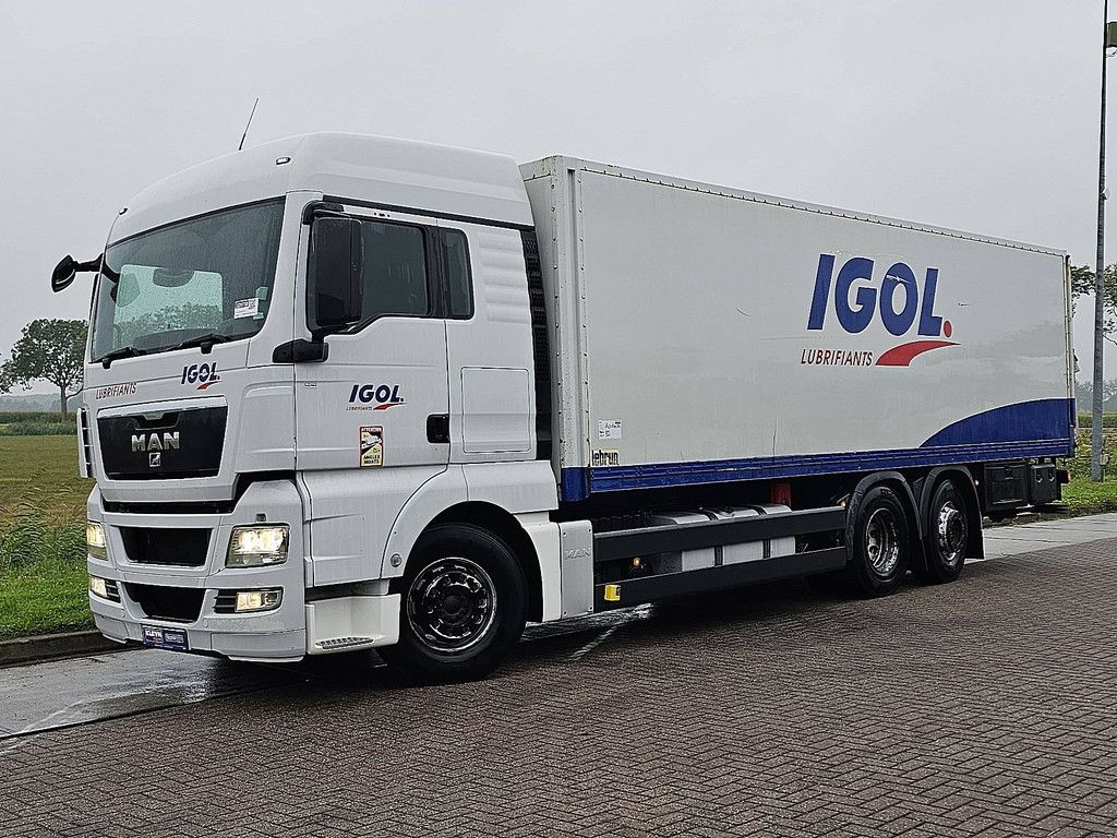 M.A.N. 26.440 TGX 6x2 taillift