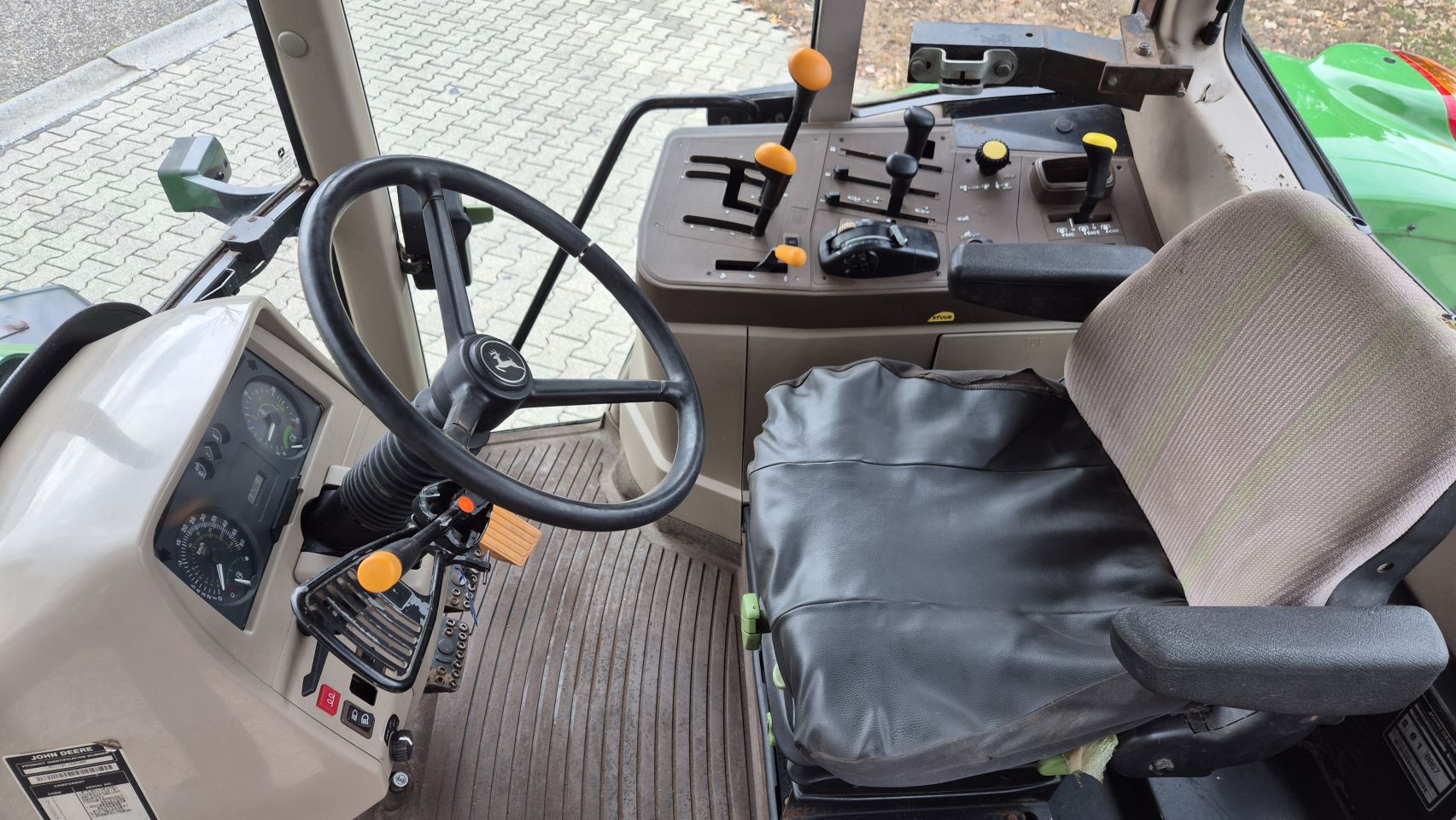 JOHN DEERE 6220 SE PowerQuad
