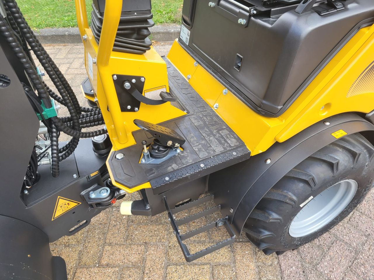 Eurotrac W11 M kniklader shovel - Bj. 2026 - 10u - Lease evt.