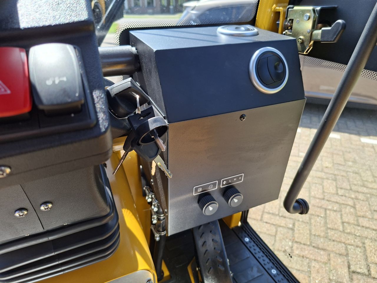 Eurotrac W12 CMS shovel / kniklader met cabine, 2026, Lease evt.