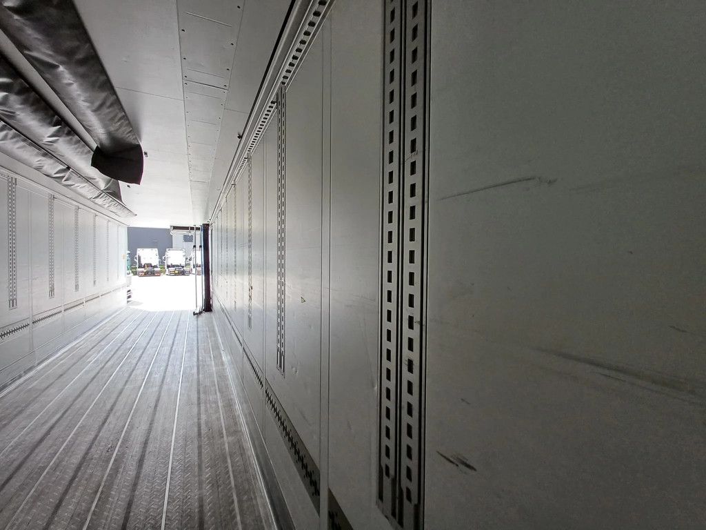 Schmitz Cargobull Carrier Vector HE19MT Multi Temp 2T Laadklep Liftas