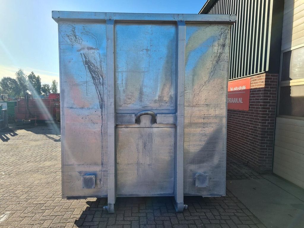 Vloeistof container hooklift container