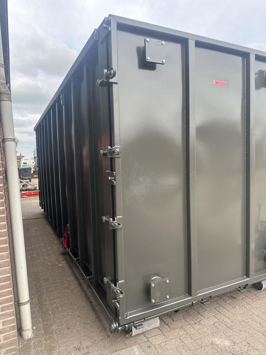 Vloeistof container gelakt - Nieuw hooklift container