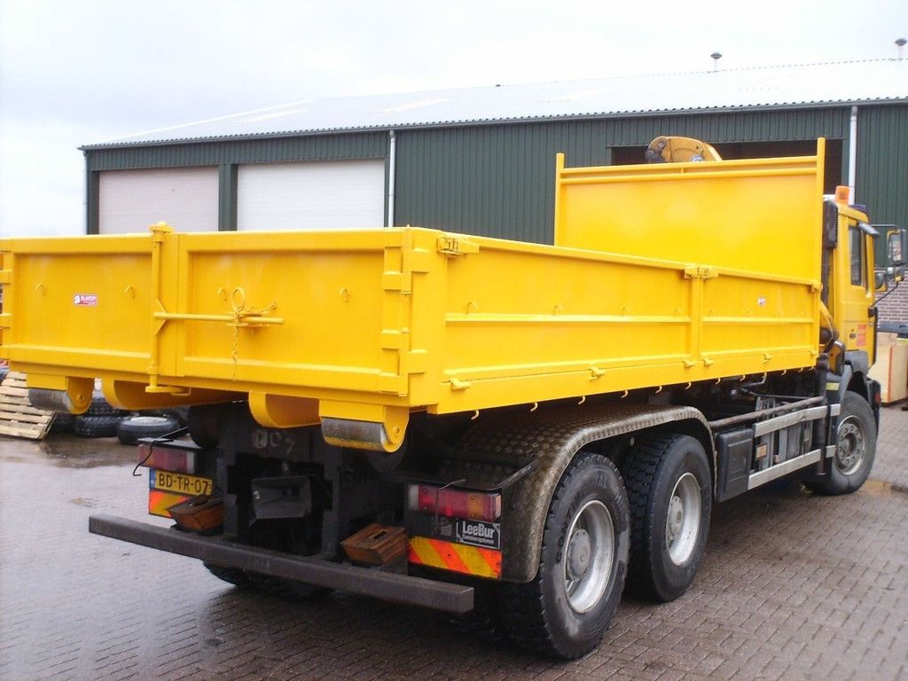 Container producten dump truck body