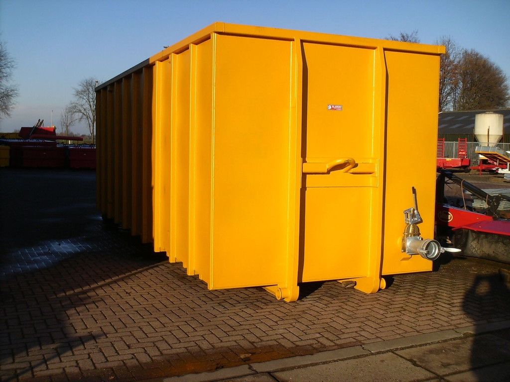 Containers hooklift container