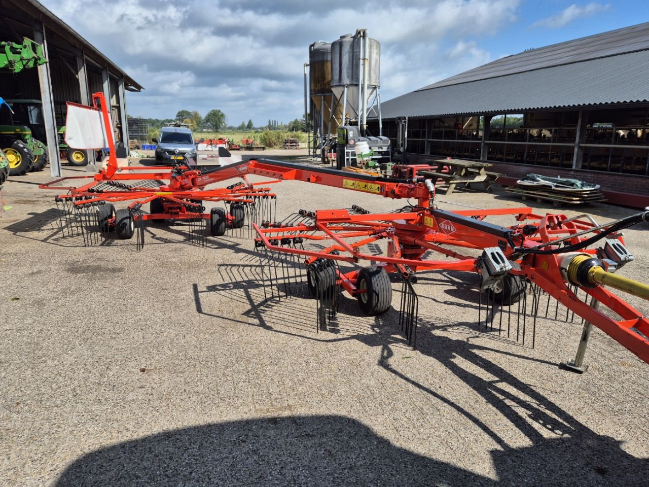 Kuhn GA7922 zijafleg hark treintje 7.3m