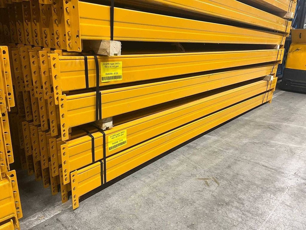 Heavy-duty pallet racking 10x80 4000kg per beam layer