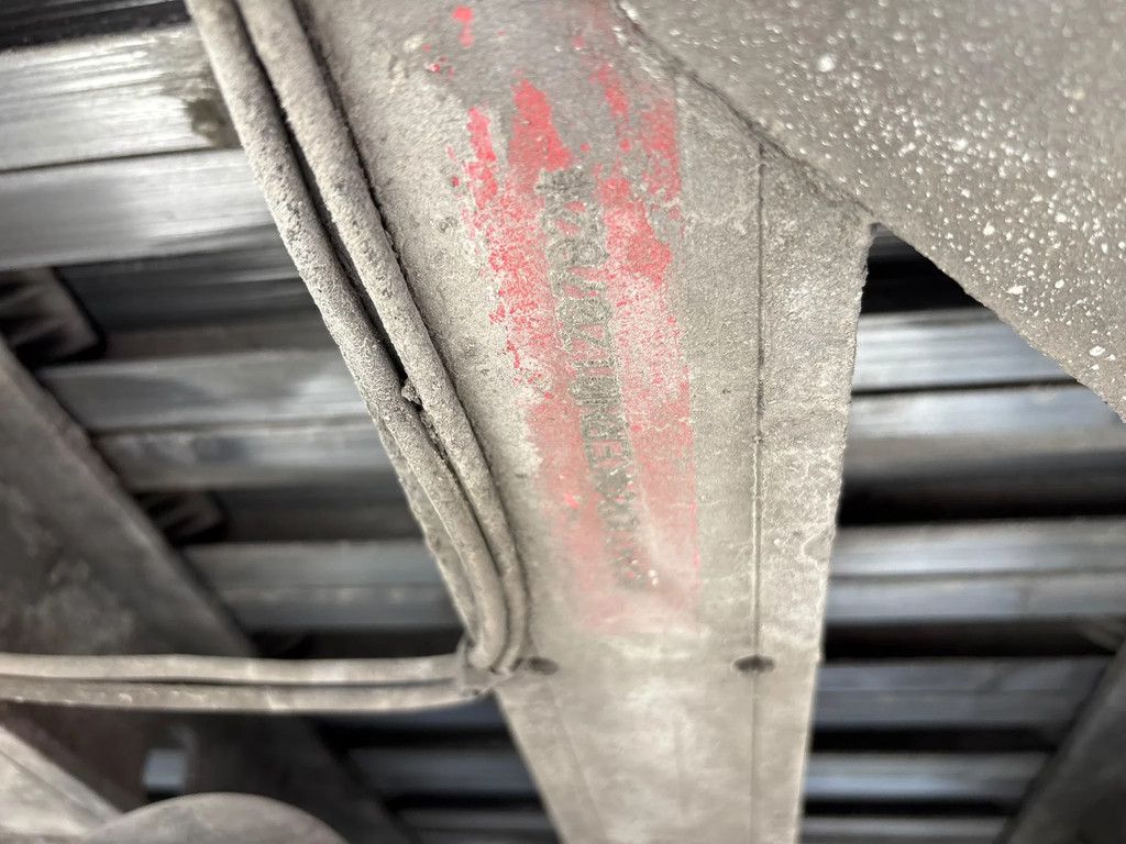 Kraker N/A K-Force 92m3 Cargo Floor 10MM 2x Liftas SAF Schijfremmen