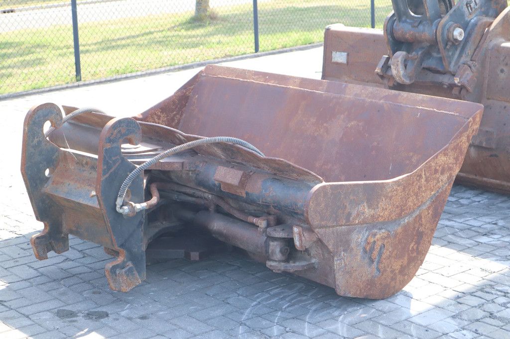 Doosan DX255LC -3 | TILT BUCKET | SKELETON BUCKET | DIGGING BUCKET
