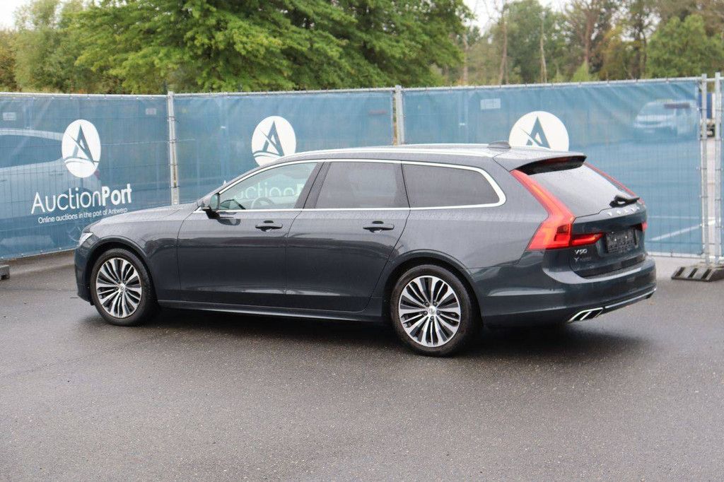 Passenger car Volvo V90 Diesel 150hp 2020 (Margin)