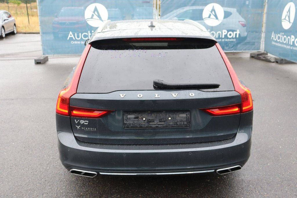 Passenger car Volvo V90 Diesel 150hp 2020 (Margin)