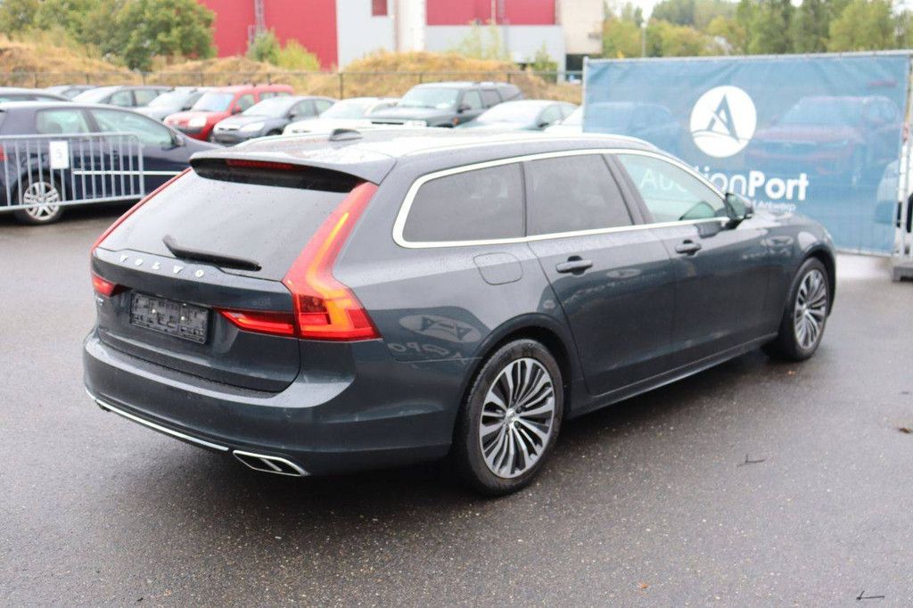 Passenger car Volvo V90 Diesel 150hp 2020 (Margin)