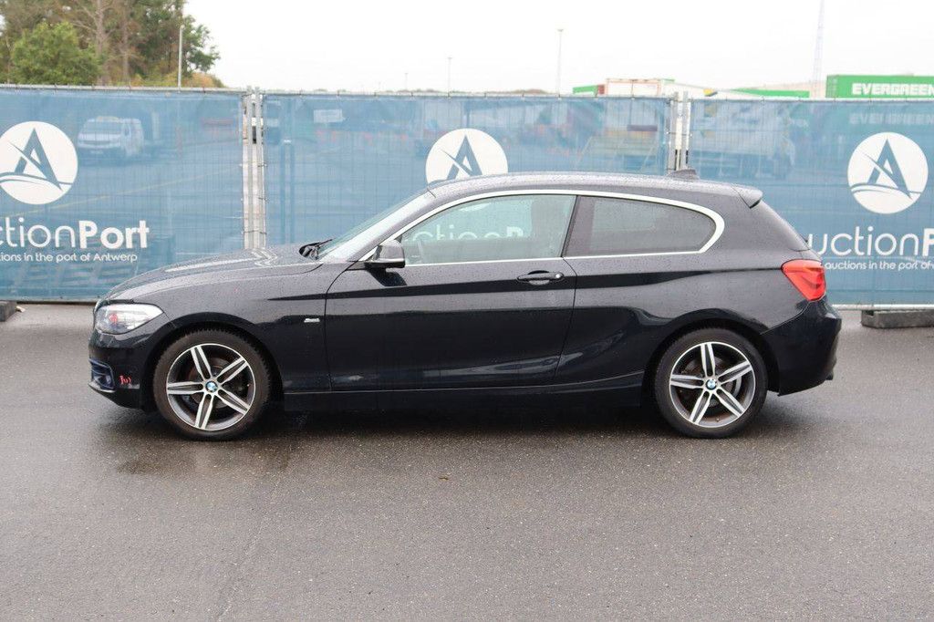 Passenger car BMW 1 Sportshatch 116d Diesel 116hp 2017 (Margin)