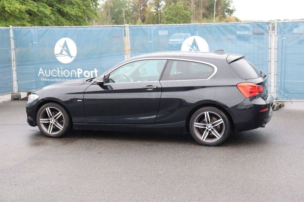 Passenger car BMW 1 Sportshatch 116d Diesel 116hp 2017 (Margin)