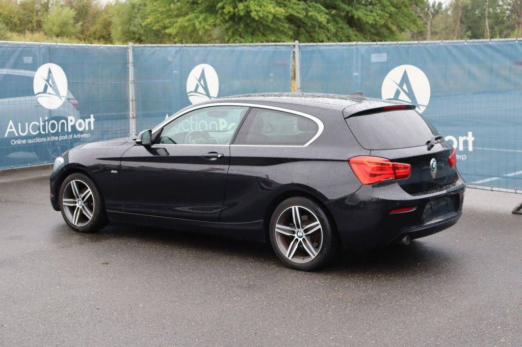 Passenger car BMW 1 Sportshatch 116d Diesel 116hp 2017 (Margin)