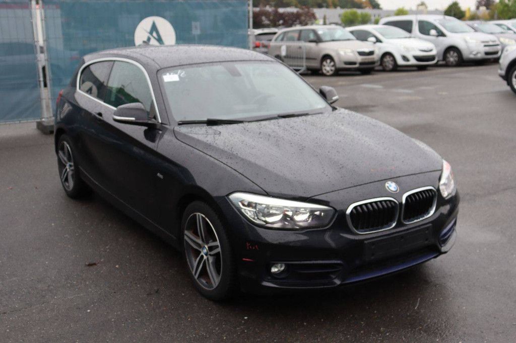 Passenger car BMW 1 Sportshatch 116d Diesel 116hp 2017 (Margin)