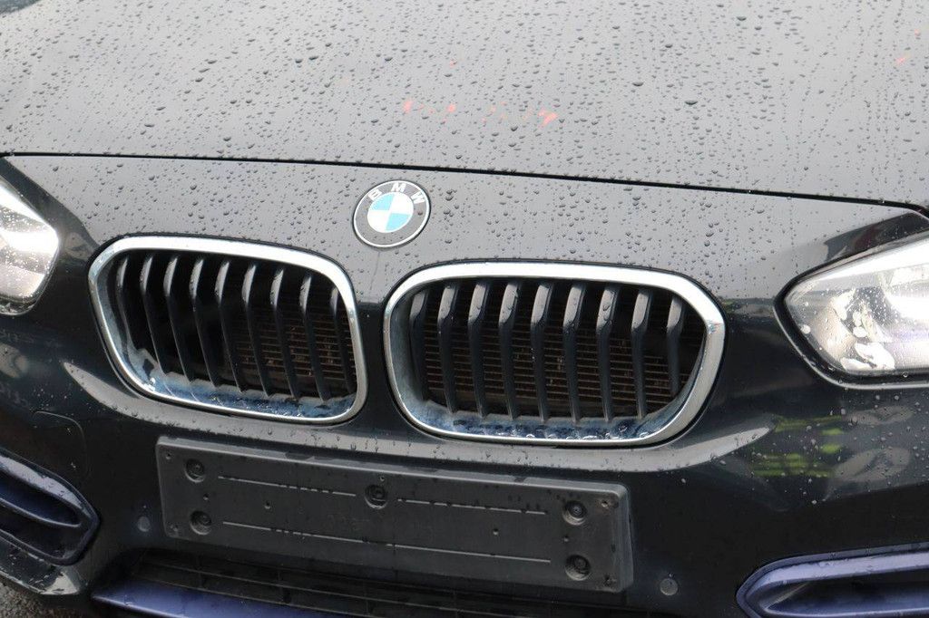 Passenger car BMW 1 Sportshatch 116d Diesel 116hp 2017 (Margin)
