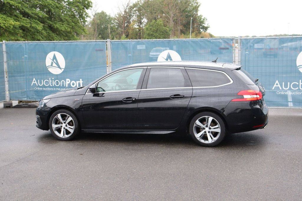 Passenger car Peugeot 308 Diesel 130hp 2018 (Margin)