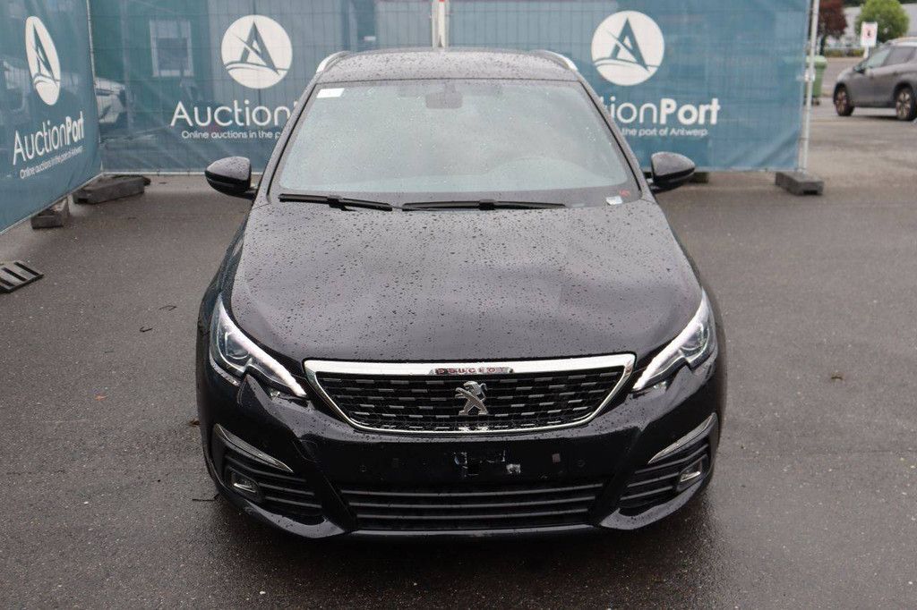 Passenger car Peugeot 308 Diesel 130hp 2018 (Margin)