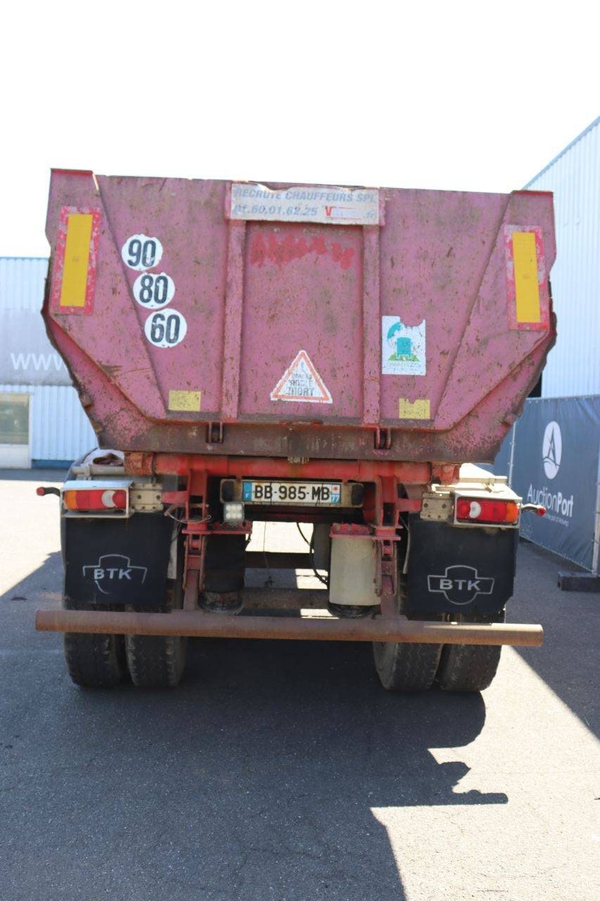 Tipper Semi-trailer Kaiser S3302A 2010