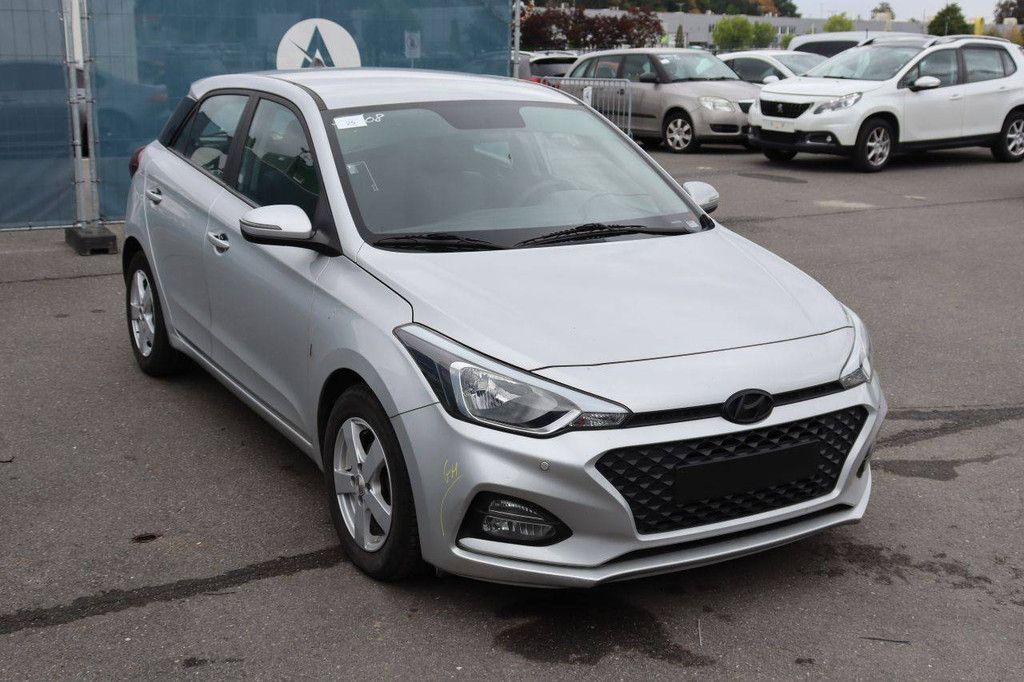 Hyundai i20 Petrol 75hp Passenger Car 2020 (Margin)