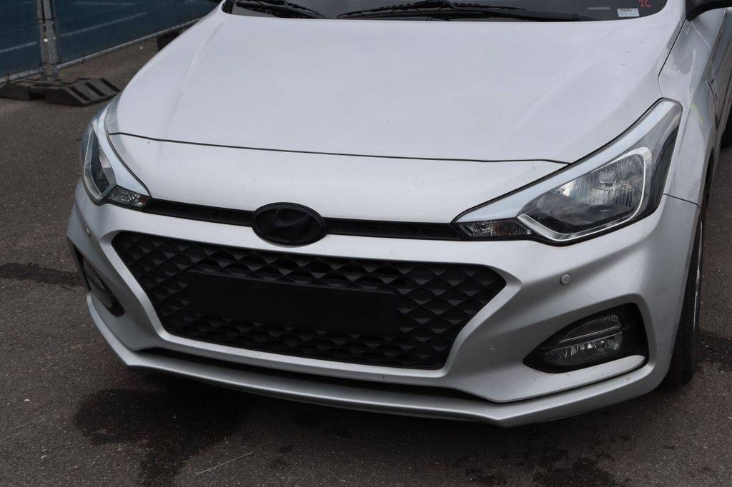 Hyundai i20 Petrol 75hp Passenger Car 2020 (Margin)