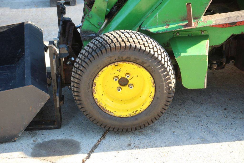 Articulated loader Avant Multi Diesel 14kW 2000