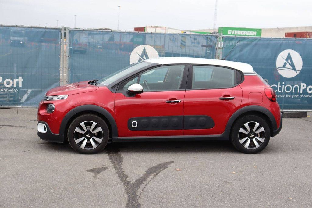 Passenger car Citroen C3 Petrol 110hp 2017 (Margin)