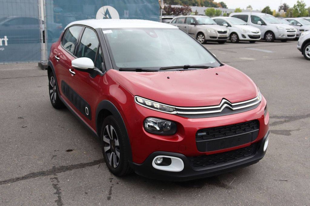 Passenger car Citroen C3 Petrol 110hp 2017 (Margin)