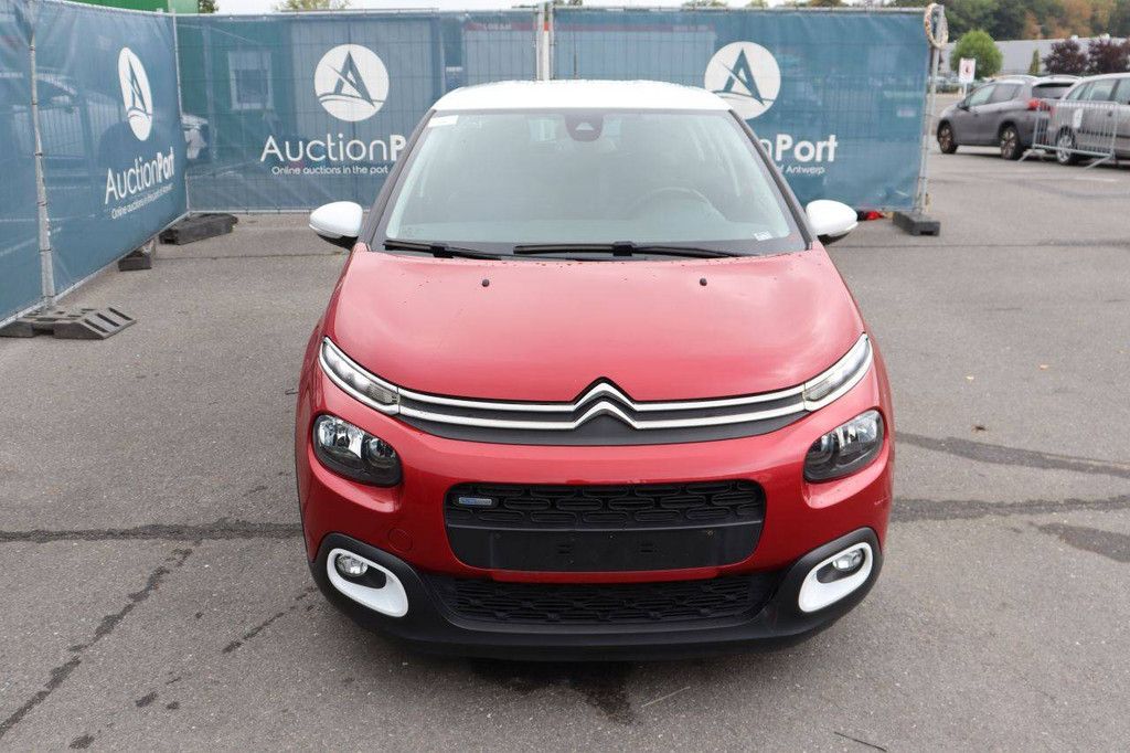 Passenger car Citroen C3 Petrol 110hp 2017 (Margin)